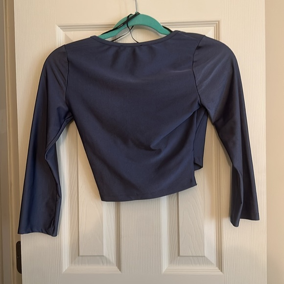 Blue spandex top - Picture 2 of 3